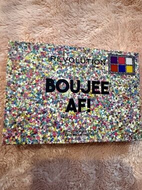 Revolution Black Eyeshadow Palette Back Panel